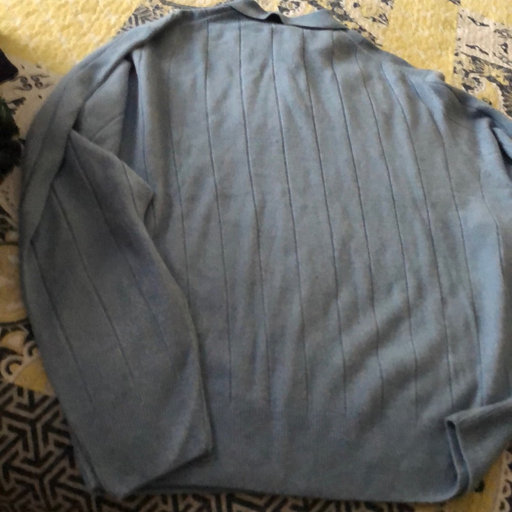 Sweater - Picture 4 of 4